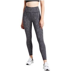 Athleta Lightning Static 7/8 Tight size S